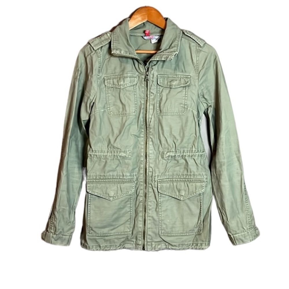 ‎3 for $30! H&M divide green jacket
